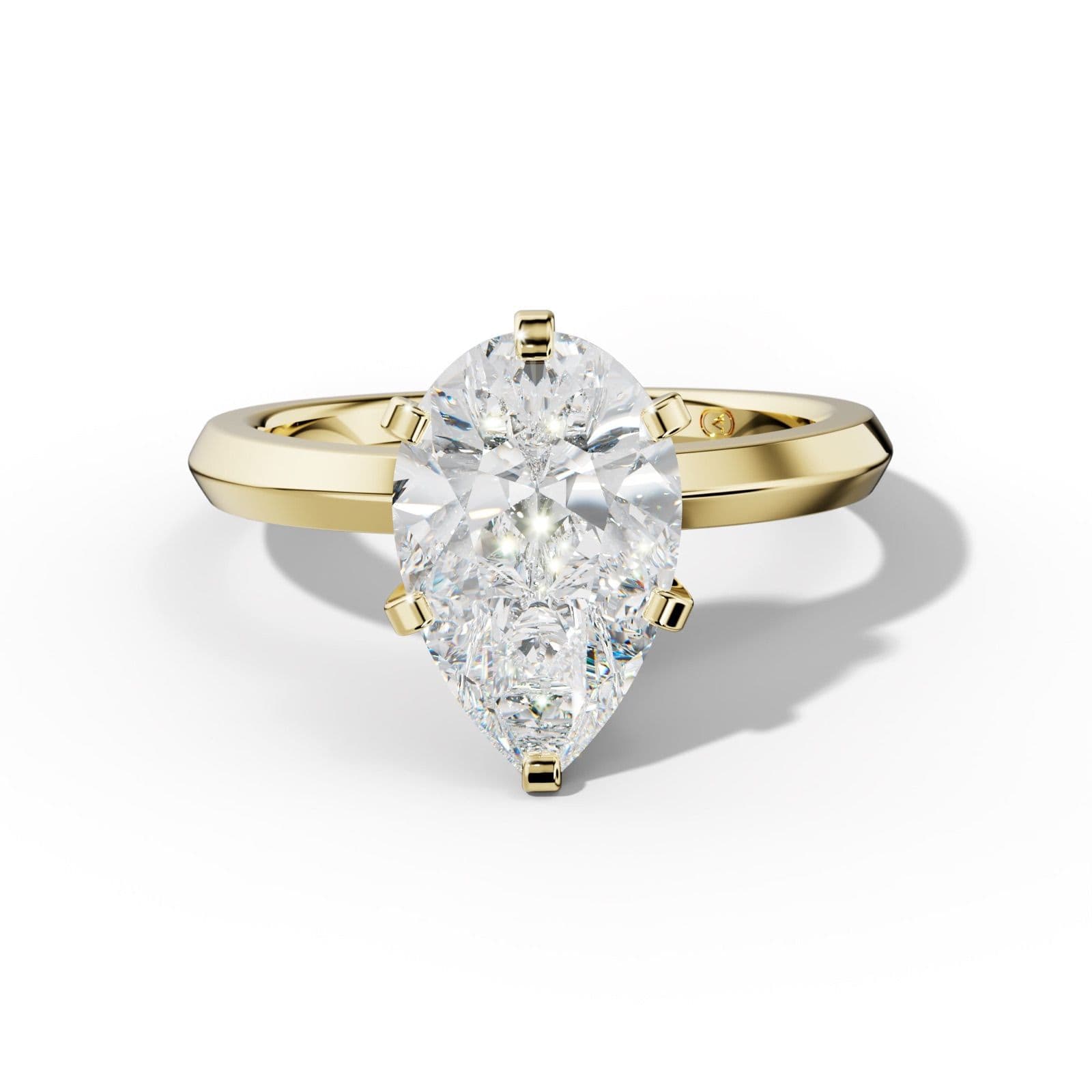 Lina Pear Shape Engagement Ring
