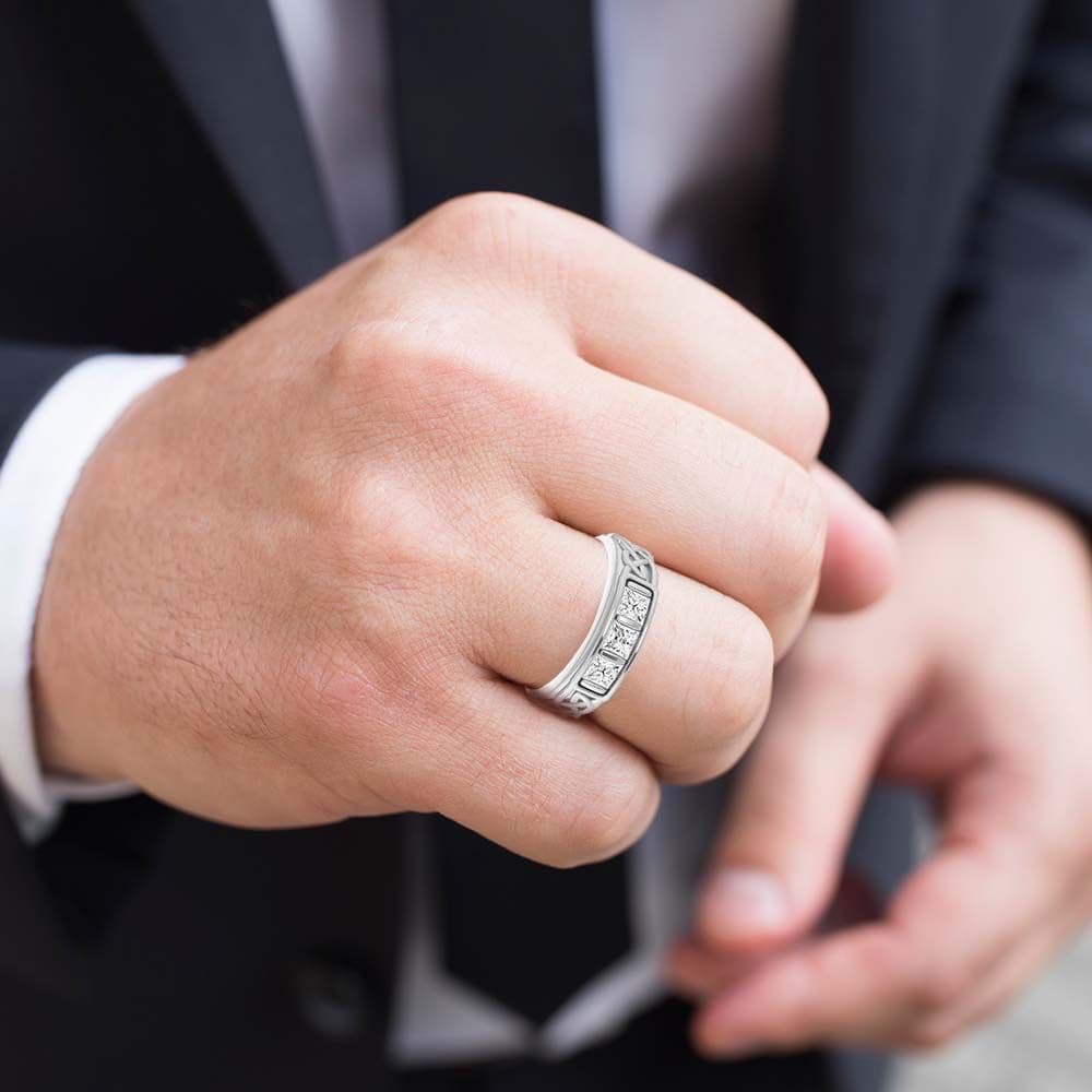 1.0 ctw Bar Set Princess Diamond Men's Ring Celtic Knot Design